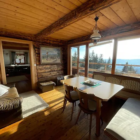 Im Almhaus Bachler Lägenhet